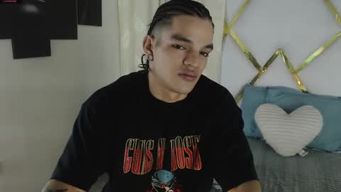 Snapshot of albertbernal69 chatting on 01/31/25, 01:54 Albert online show from 01/31/25, 01:54