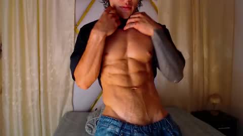 Snapshot of albertbernal69 chatting on 02/11/25, 05:58 Albert online show from 02/11/25, 05:58