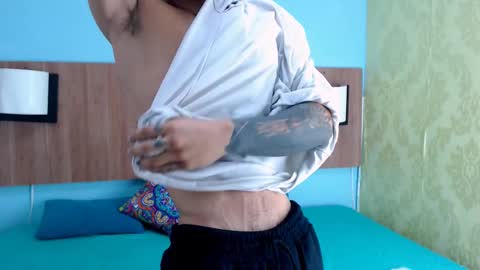 Snapshot of albertbernal69 chatting on 02/23/25, 01:57 Albert online show from 02/23/25, 01:57