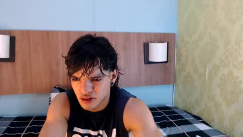 Snapshot of albertbernal69 chatting on 02/24/25, 01:57 Albert online show from 02/24/25, 01:57