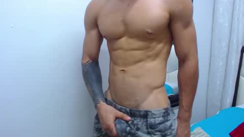 Snapshot of albertbernal69 chatting on 02/28/25, 08:53 Albert online show from 02/28/25, 08:53