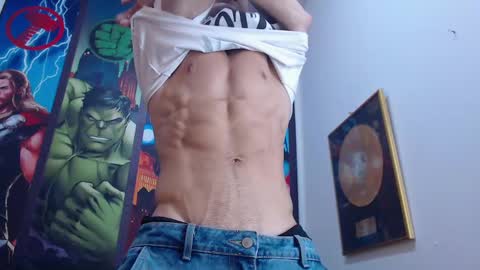 Snapshot of albertbernal69 chatting on 03/12/25, 09:34 Albert online show from 03/12/25, 09:34