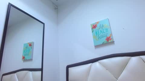 Snapshot of albertbernal69 chatting on 10/21/25, 03:29 Albert online show from 10/21/25, 03:29