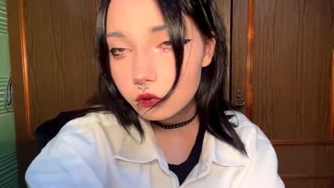 Snapshot of alberthamazierski chatting on 09/26/25, 05:28 Im Katrina online show from 09/26/25, 05:28