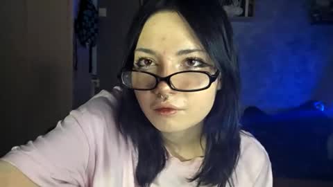 Snapshot of alberthamazierski chatting on 11/29/25, 02:53 Im Katrina online show from 11/29/25, 02:53