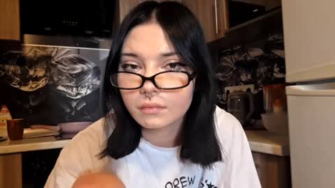 Snapshot of alberthamazierski chatting on 01/06/26, 07:12 Im Katrina online show from 01/06/26, 07:12