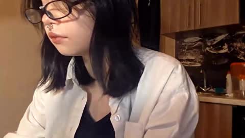 Snapshot of alberthamazierski chatting on 02/14/26, 06:04 Im Katrina online show from 02/14/26, 06:04