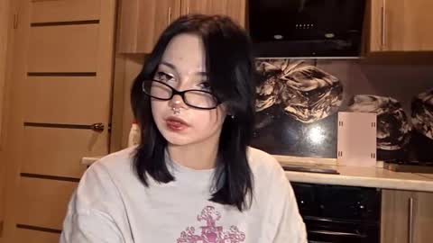 Snapshot of alberthamazierski chatting on 03/02/26, 08:26 Im Katrina online show from 03/02/26, 08:26