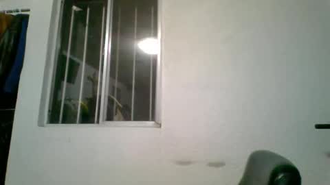 albertoarenas16 online show from 05/04/26, 04:08