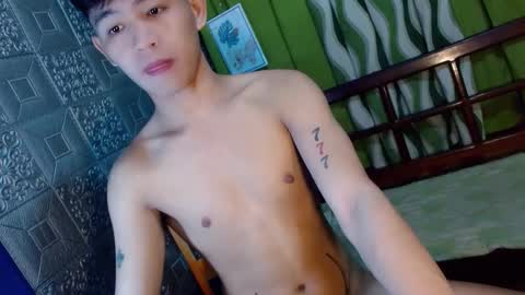 Snapshot of albertx_destroyer69 chatting on 02/18/25, 08:49 Albert online show from 02/18/25, 08:49