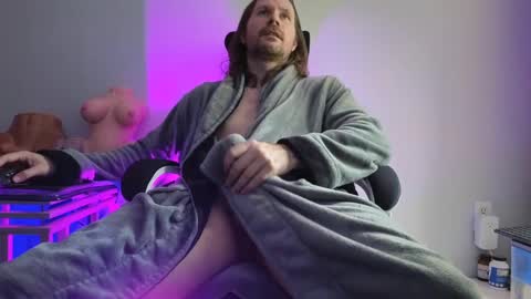 Snapshot of albinoadonis chatting on 10/03/25, 07:00 albinoadonis online show from 10/03/25, 07:00