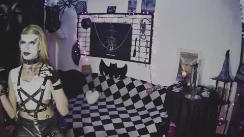 Mistic witch online show from 03/10/25, 10:45