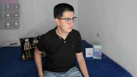 Snapshot of ale223735 chatting on 11/08/25, 07:01 Alejandro Thamer online show from 11/08/25, 07:01