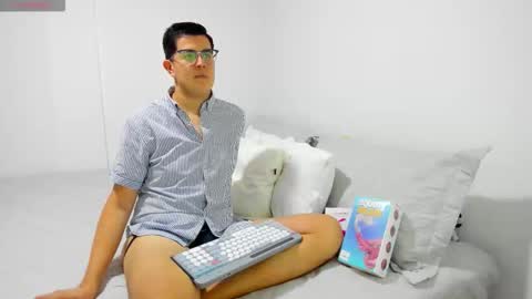 Alejandro Thamer online show from 12/02/25, 07:09