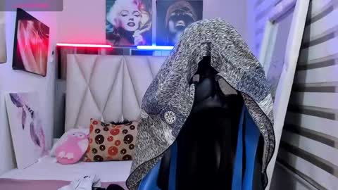 Snapshot of ale_noah_xxx chatting on 01/23/25, 06:28 ale_noah_xxx online show from 01/23/25, 06:28