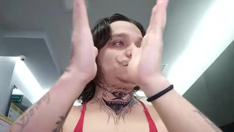 Snapshot of alec_lawrence chatting on 12/05/24, 11:27 Juan de Dios Independent Model online show from 12/05/24, 11:27