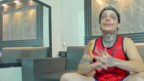 Snapshot of alec_lawrence chatting on 12/19/25, 12:23 Juan de Dios Independent Model online show from 12/19/25, 12:23