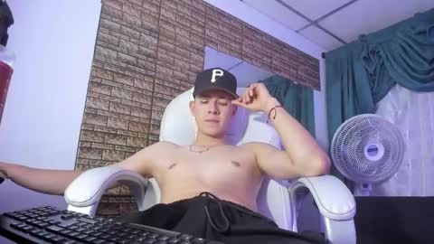 Aleck Boy online show from 11/06/25, 07:37