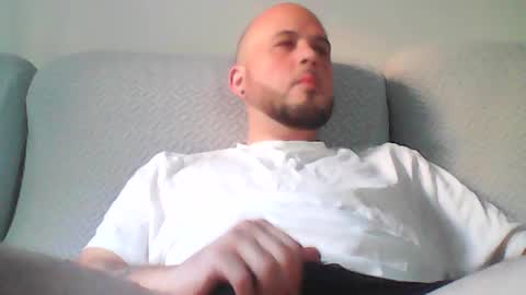 Snapshot of aleeexxxx4u chatting on 07/01/26, 08:05 aleeexxxx4u online show from 07/01/26, 08:05
