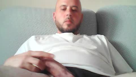 Snapshot of aleeexxxx4u chatting on 07/22/26, 11:02 aleeexxxx4u online show from 07/22/26, 11:02