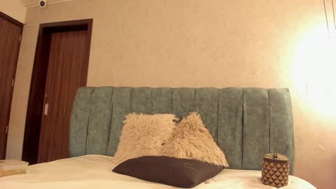 Snapshot of aleera_walton chatting on 02/14/26, 08:16 Aleera online show from 02/14/26, 08:16