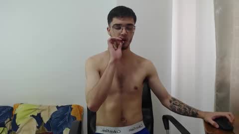 aleex_miller online show from 10/03/25, 07:22
