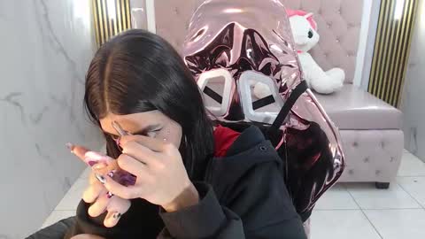 Ale online show from 12/15/25, 01:04