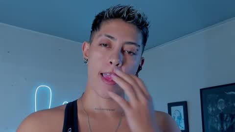 Alejandra online show from 12/23/25, 02:42