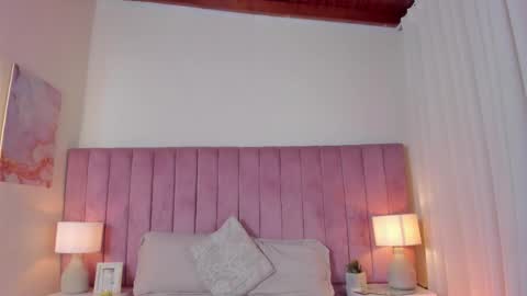 Alejandra Arango online show from 10/10/25, 10:20