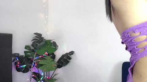 Alejandra online show from 12/13/25, 11:43