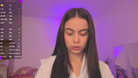 Snapshot of alejaa___ chatting on 07/14/26, 11:16 Alejandra online show from 07/14/26, 11:16
