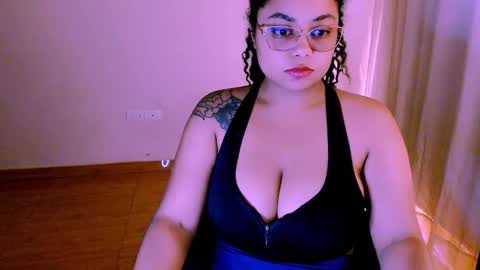 Alejandra  online show from 11/07/25, 05:02