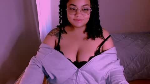 Snapshot of alejandra_conde chatting on 06/20/26, 09:17 Alejandra online show from 06/20/26, 09:17