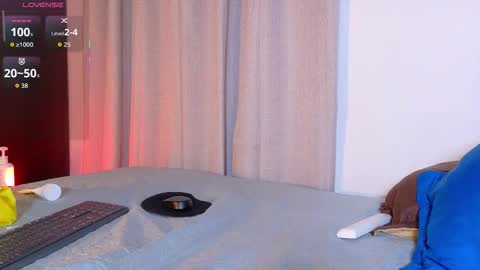 alejandra_dunn1 online show from 02/25/26, 10:08