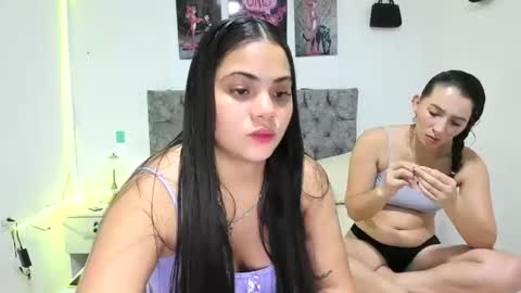 Snapshot of alejandra_evanss chatting on 04/29/26, 02:37 alejandra_evanss online show from 04/29/26, 02:37