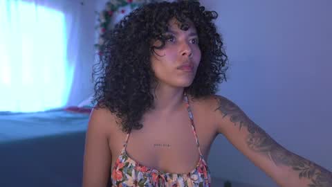 Snapshot of alejandra_kiss98 chatting on 12/09/24, 09:16 O.F alejandra h1998 stream 300 pm - 1100 pm online show from 12/09/24, 09:16