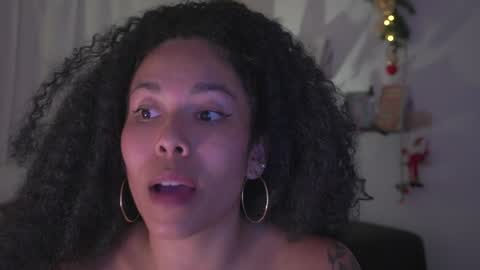 Snapshot of alejandra_kiss98 chatting on 12/16/24, 02:15 O.F alejandra h1998 stream 300 pm - 1100 pm online show from 12/16/24, 02:15