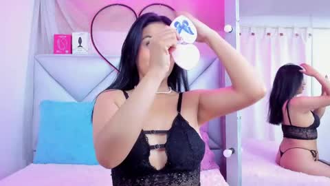 Snapshot of alejandra_lee19 chatting on 05/28/26, 02:31 alejandra_lee19 online show from 05/28/26, 02:31