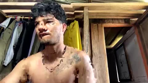 Snapshot of alejandro_miuller chatting on 11/20/25, 12:16 alejandro_miuller online show from 11/20/25, 12:16