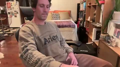 pluto online show from 04/04/26, 10:29