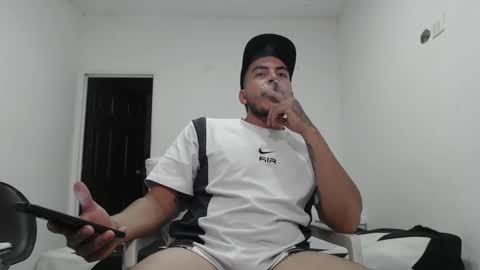 Snapshot of alejandrocock23 chatting on 03/12/25, 11:44 alejandrocock online show from 03/12/25, 11:44