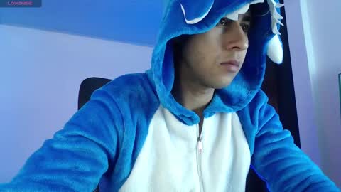 Snapshot of alejandrojf_00 chatting on 01/05/25, 07:17 Daiki jack online show from 01/05/25, 07:17