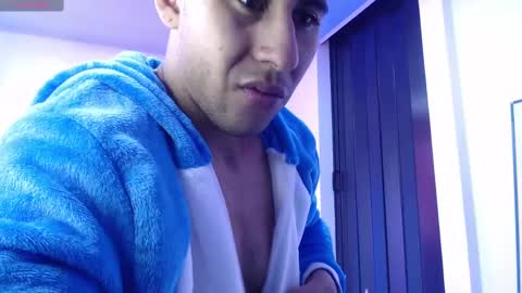 Snapshot of alejandrojf_00 chatting on 01/06/25, 06:31 Daiki jack online show from 01/06/25, 06:31