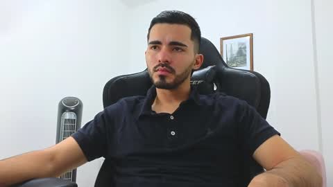 Snapshot of alejandroo_7 chatting on 01/06/25, 11:31 alejandroo_7 online show from 01/06/25, 11:31