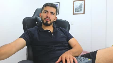 Snapshot of alejandroo_7 chatting on 02/05/25, 11:17 alejandroo_7 online show from 02/05/25, 11:17