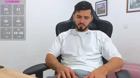 Snapshot of alejandroo_7 chatting on 02/18/25, 07:52 alejandroo_7 online show from 02/18/25, 07:52