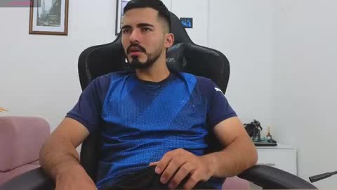 Snapshot of alejandroo_7 chatting on 10/18/25, 03:13 alejandroo_7 online show from 10/18/25, 03:13