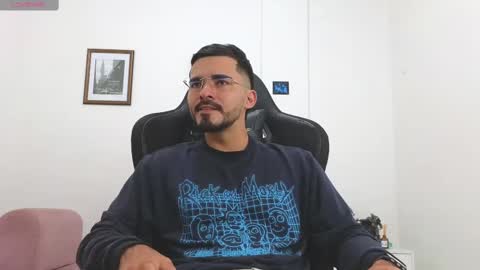 Snapshot of alejandroo_7 chatting on 11/07/25, 08:42 alejandroo_7 online show from 11/07/25, 08:42