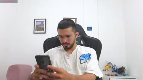 alejandroo_7 online show from 12/19/25, 03:30