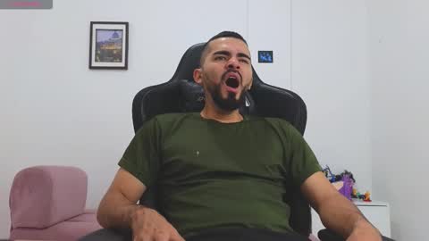 alejandroo_7 online show from 02/12/26, 04:35